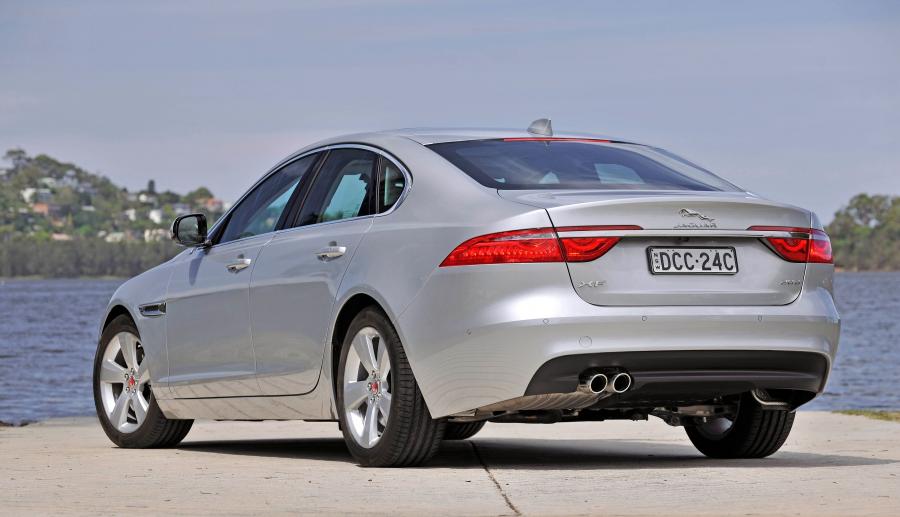  Jaguar XF Prestige 2016 года  (AU) (фото 9 из 23)